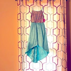 NWT - girls party/cocktail dress size 14 - Sequins, fancy- Holiday Dress🎁